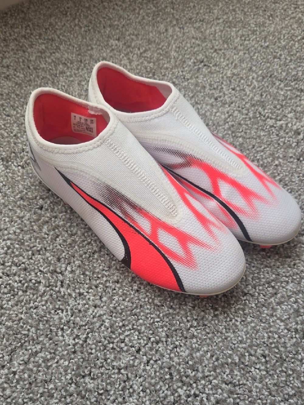 Puma Kids White Pink Black Slip-On Soccer Cleats